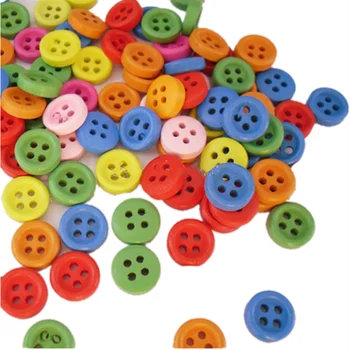 100 adet Craft Scrapbooking Renkli Renk Karışık 4 Delik Ahşap Düğmeler Dikiş Ürünleri