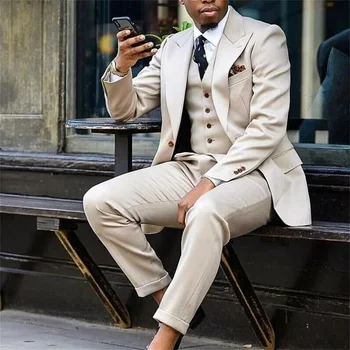Yeni Moda Erkek Takım Elbise 3 Parça Tepe Yaka Slim Fit Kostüm Homme Damat Smokin Düğün Balo Suit Terno Masculino Blazer + Yelek + Pantolon